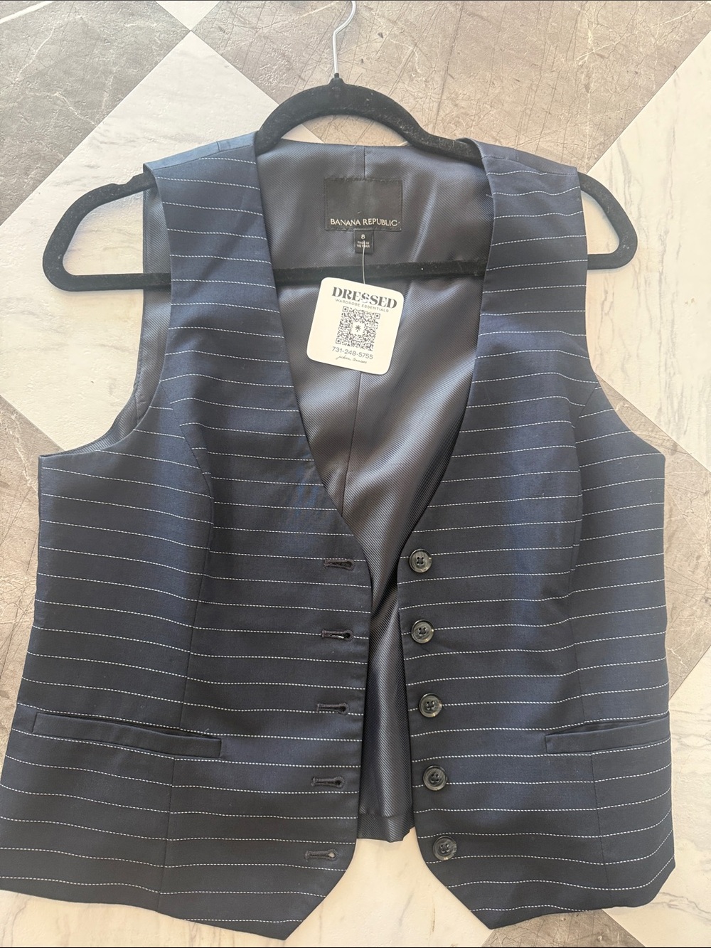 032 Banana Republic Navy Pinstripe women’s Dress Vest
